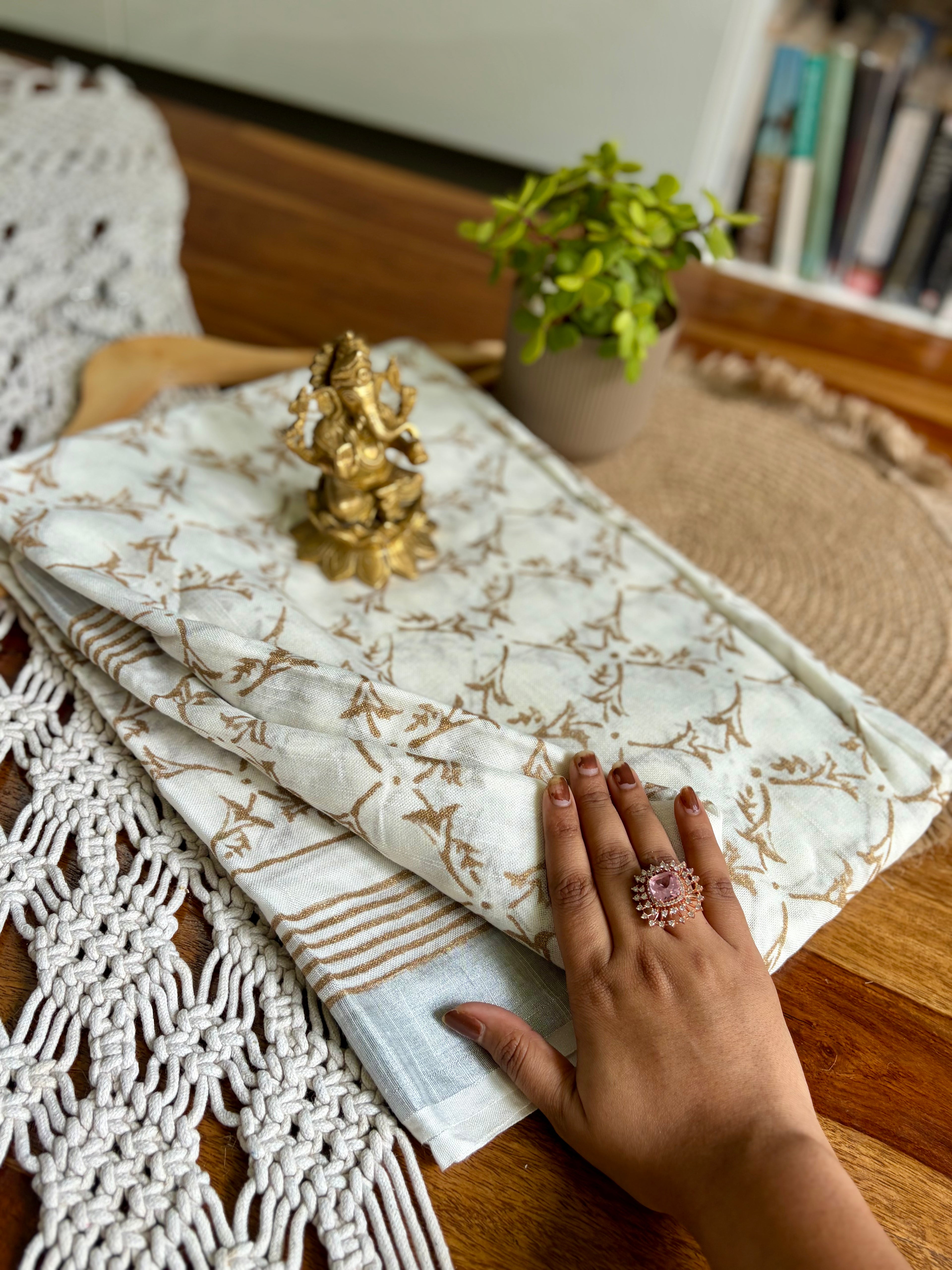 Bagru Soft Linen Saree – Chemical-Free Block Print-White