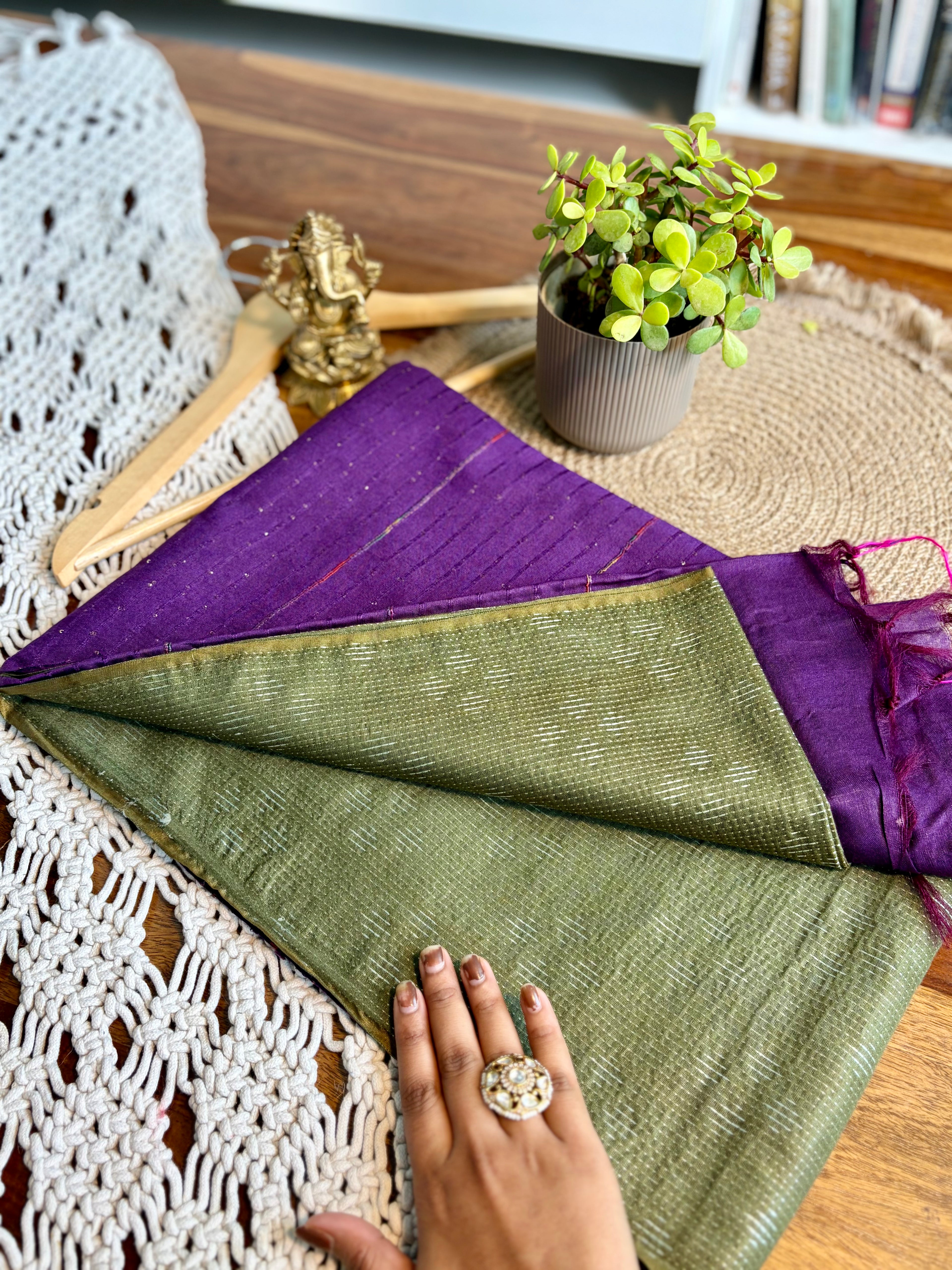 Soft Linen Cotton Saree – Intricate Sequins Work