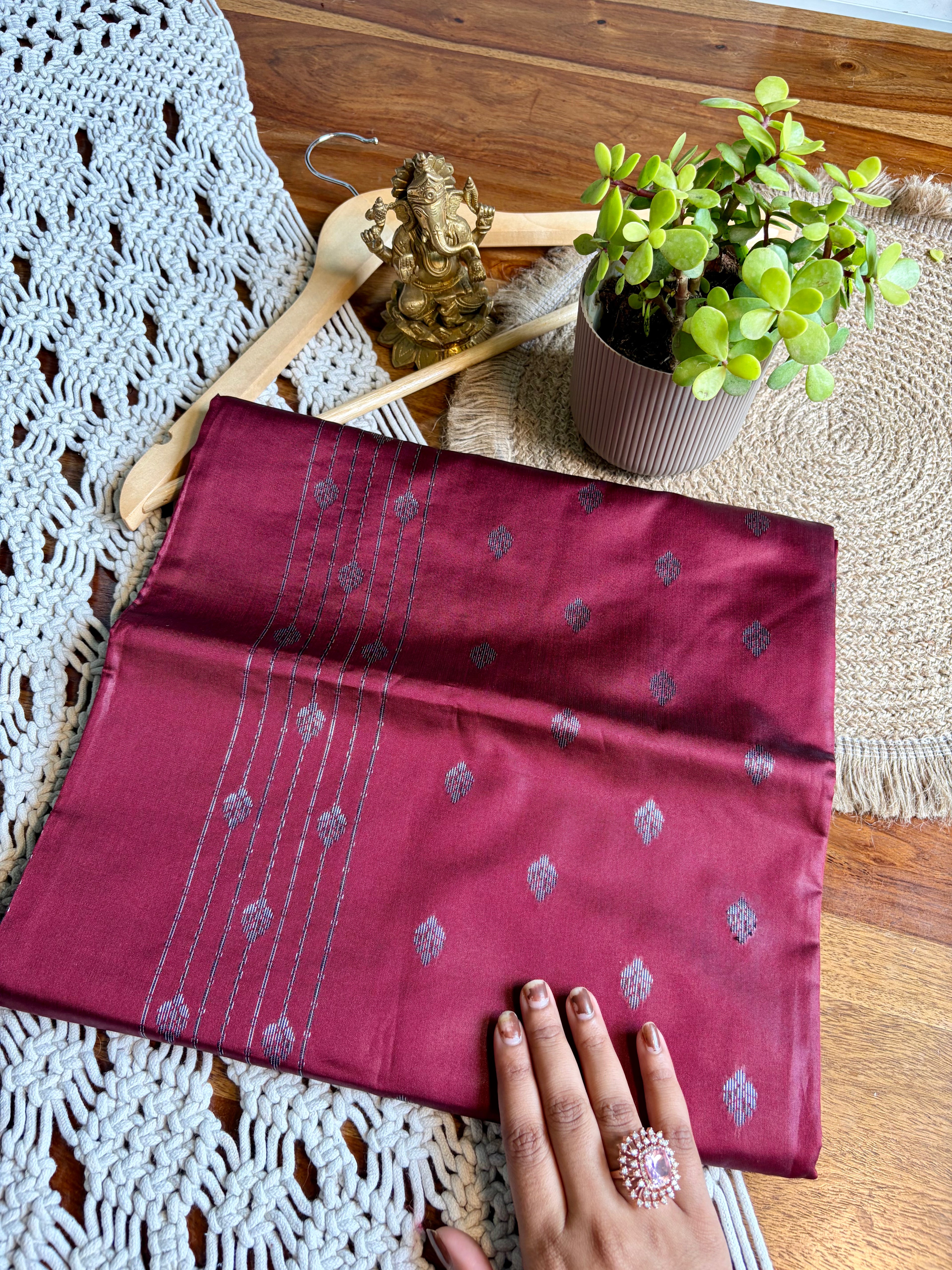 Premium Soft Semi-Silk Saree – Lightweight & Effortless-Maroon