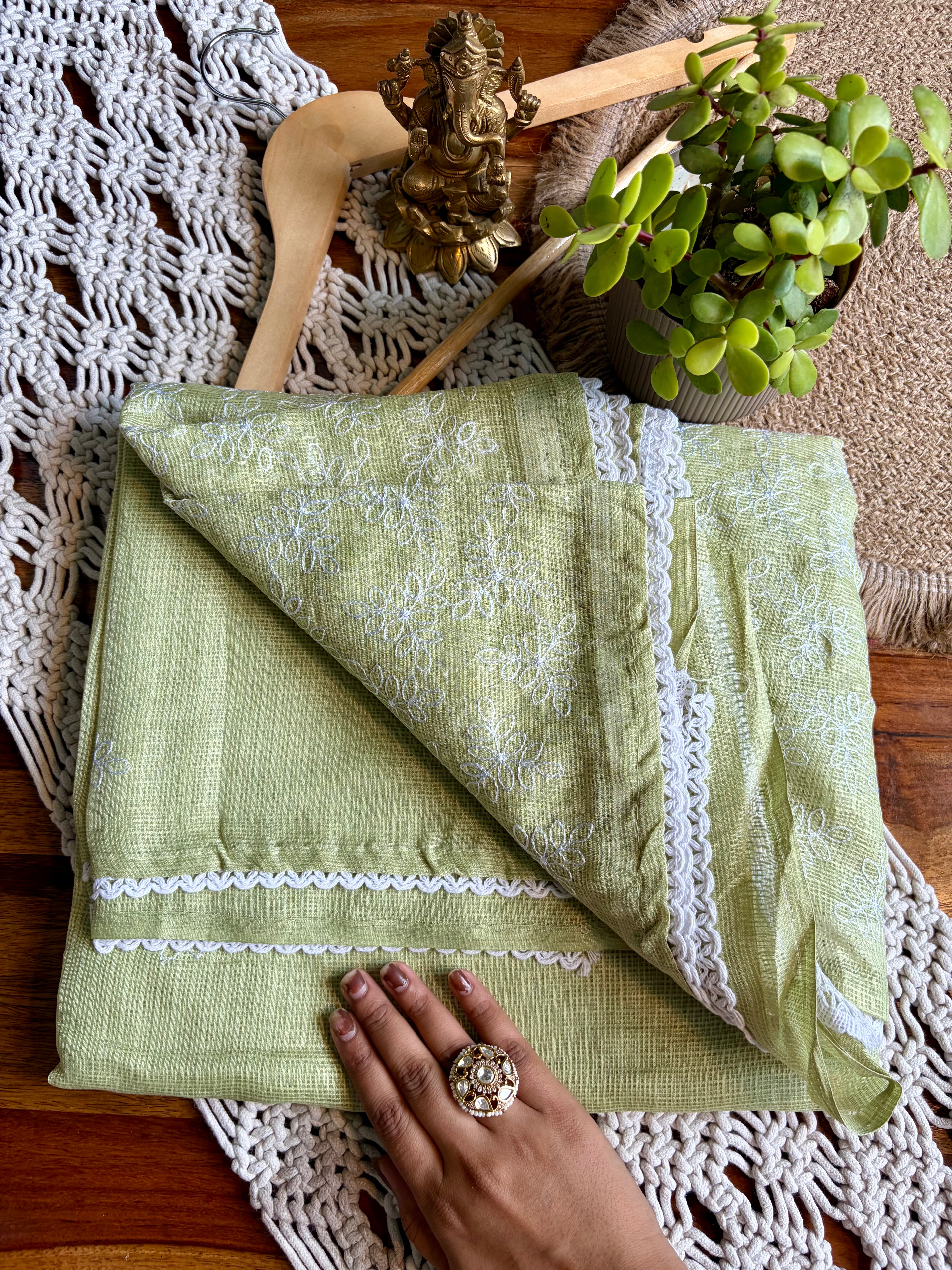 Kotta Checks Saree – Thread Work Detailing-Green