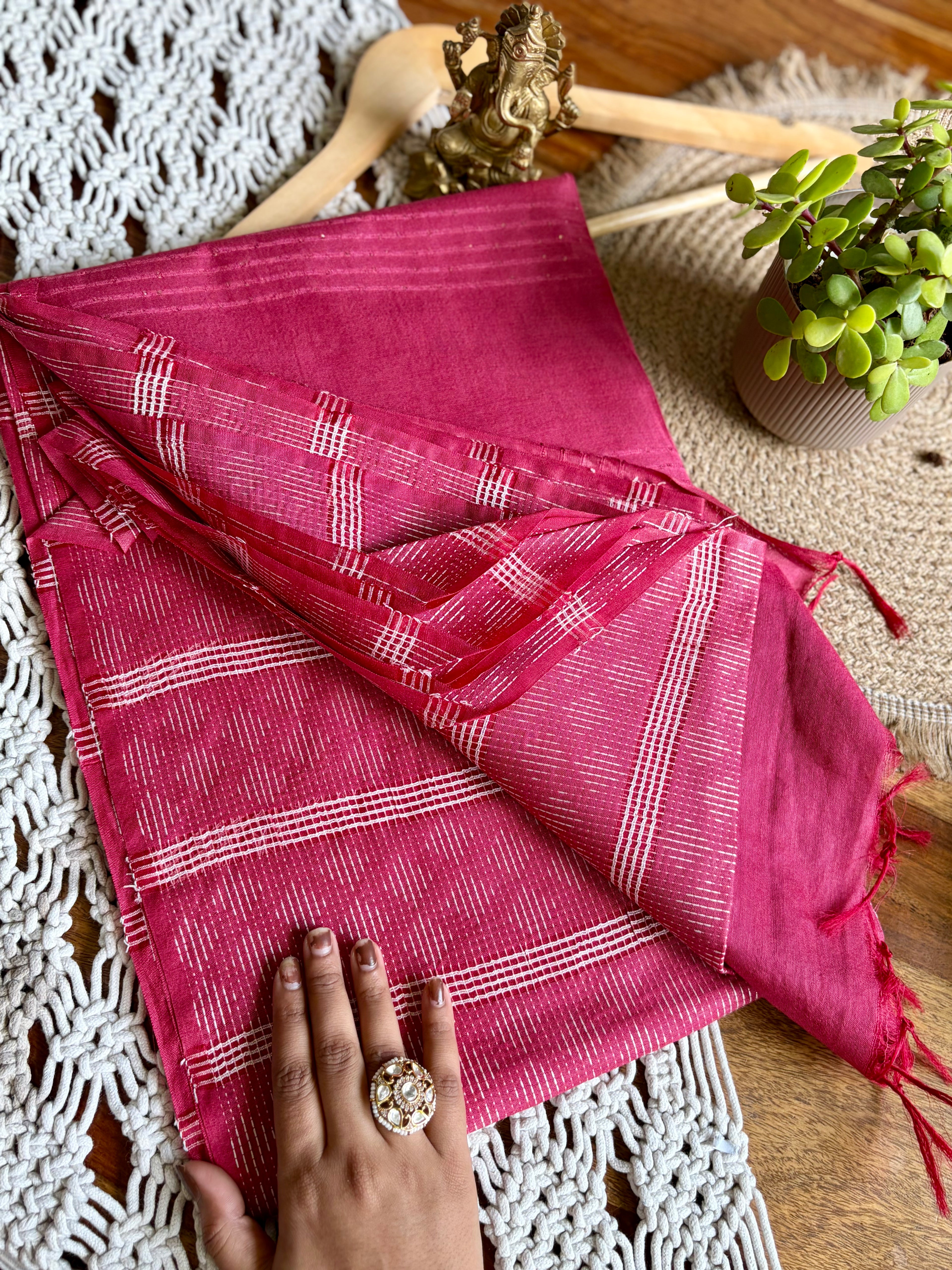 Soft Linen Cotton Saree – Pink