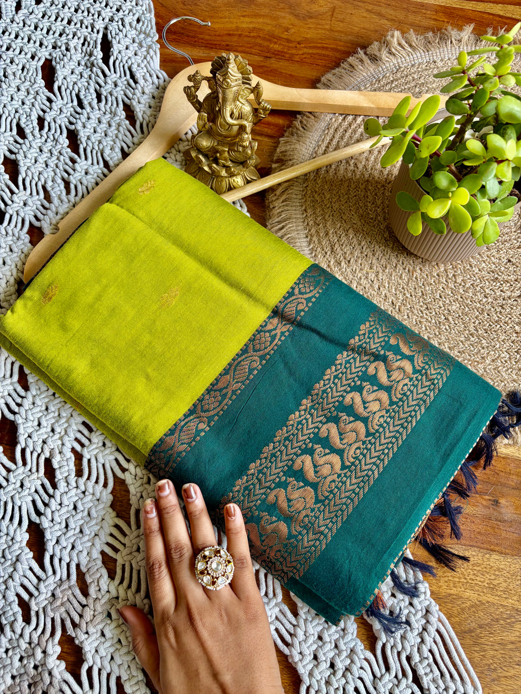 Soft Kalyani Cotton Saree - Lime Green/Dark Green