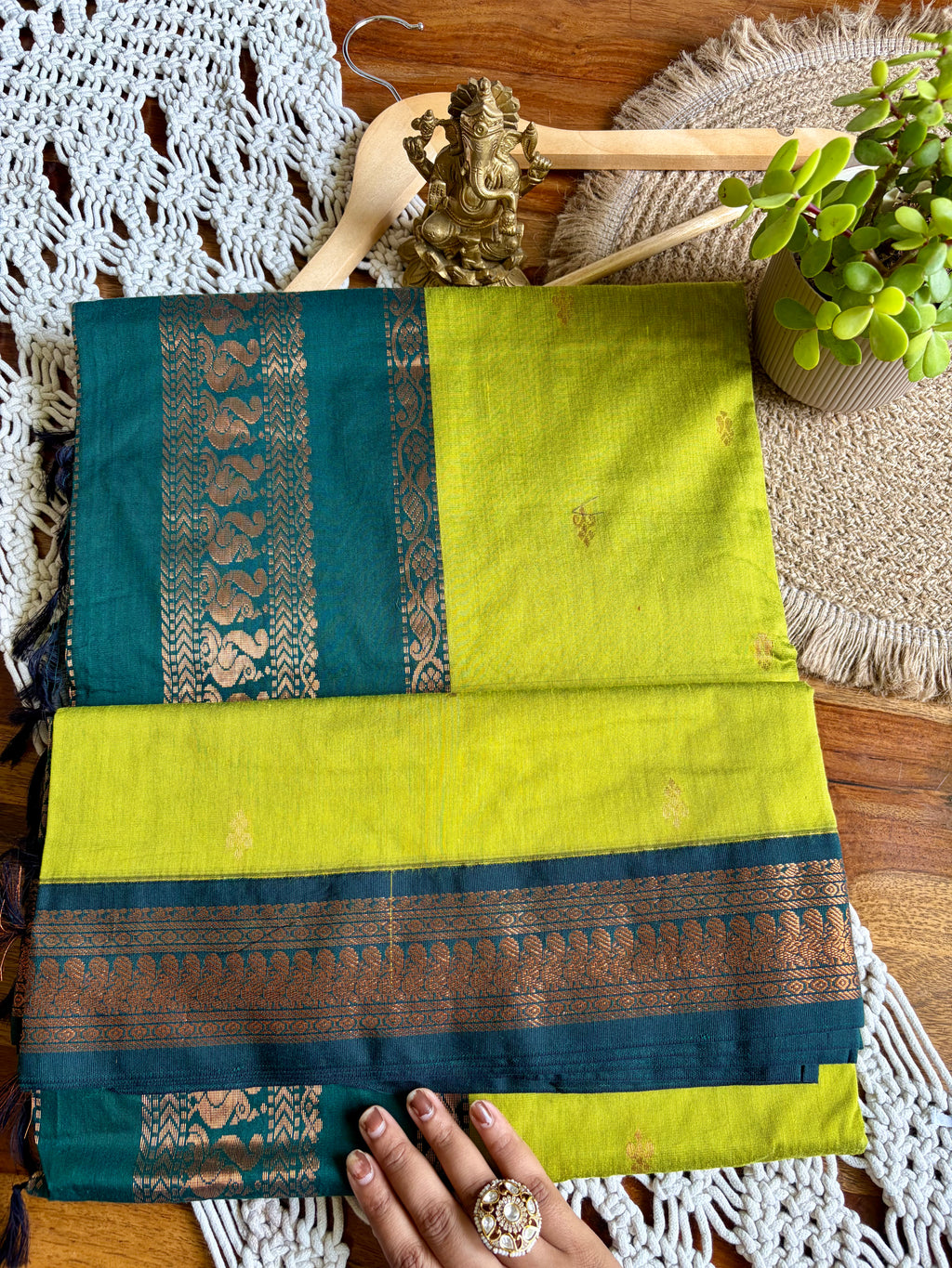 Soft Kalyani Cotton Saree - Lime Green/Dark Green